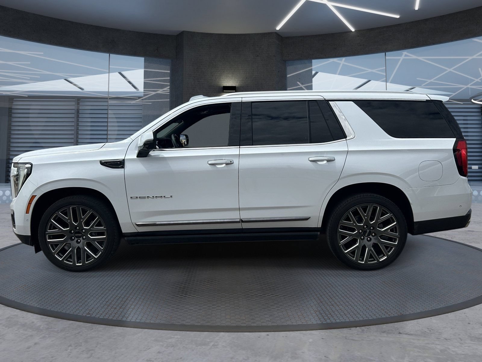 Certified 2026 GMC Yukon Denali Ultimate AWD/4WD image 3