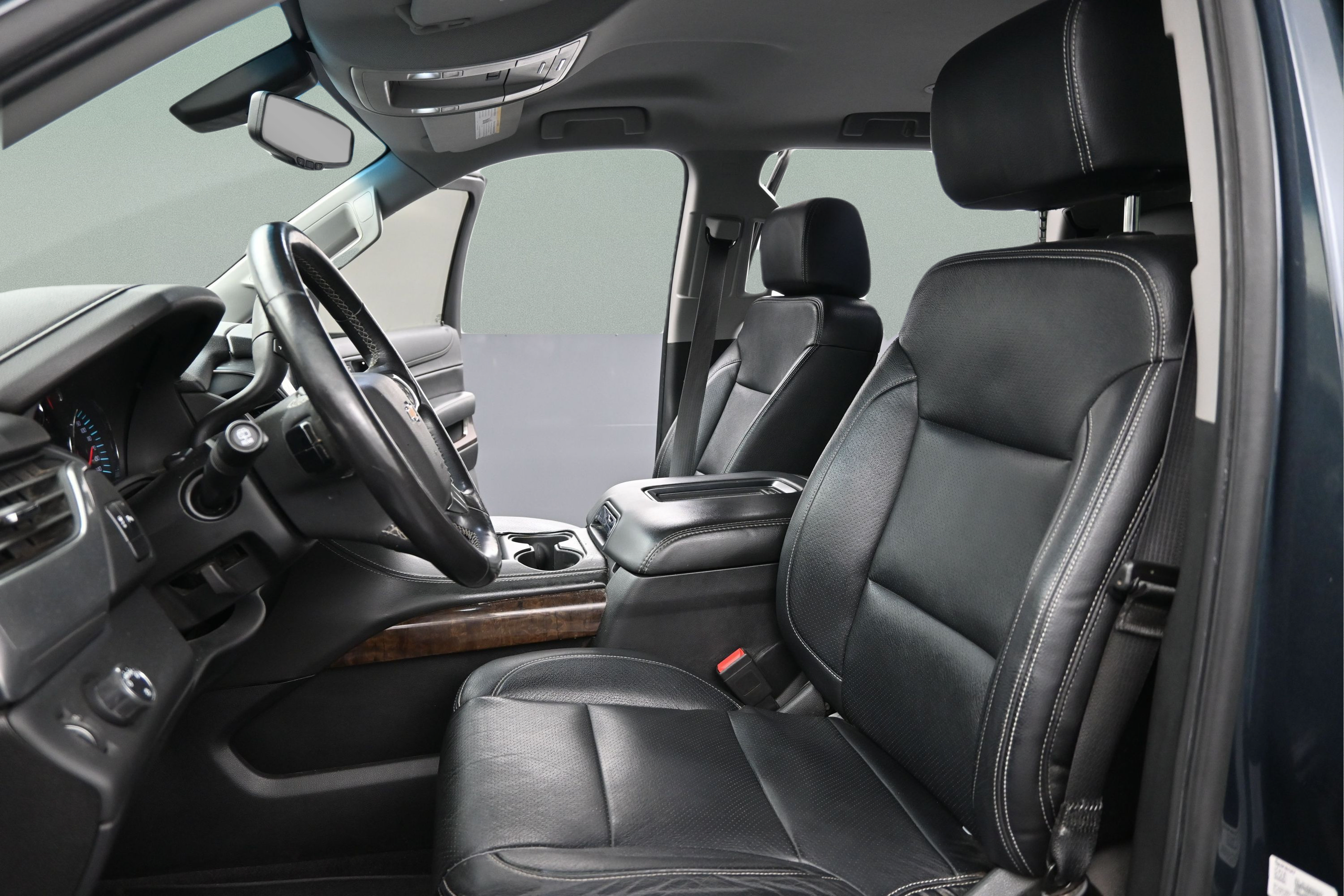 Used 2020 Chevrolet Suburban LS RWD image 22