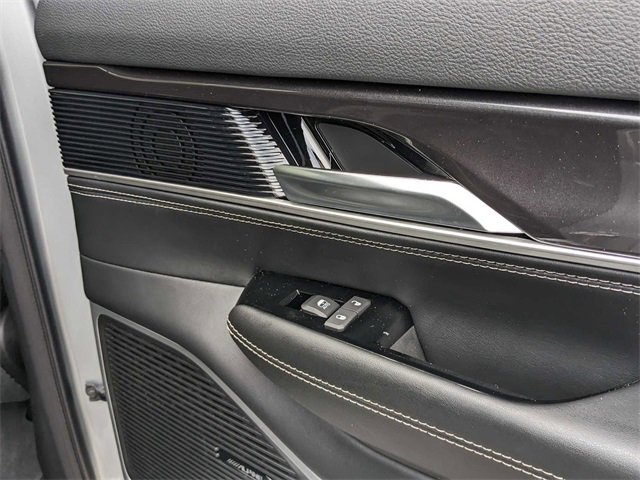 New 2024 Jeep Wagoneer Base w/ Premium Group I image 30