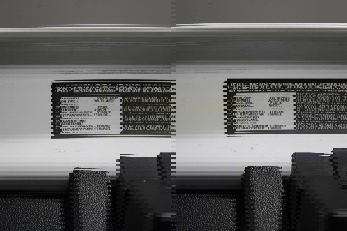 Used 2020 Tesla Model 3 Standard Range Plus image 32