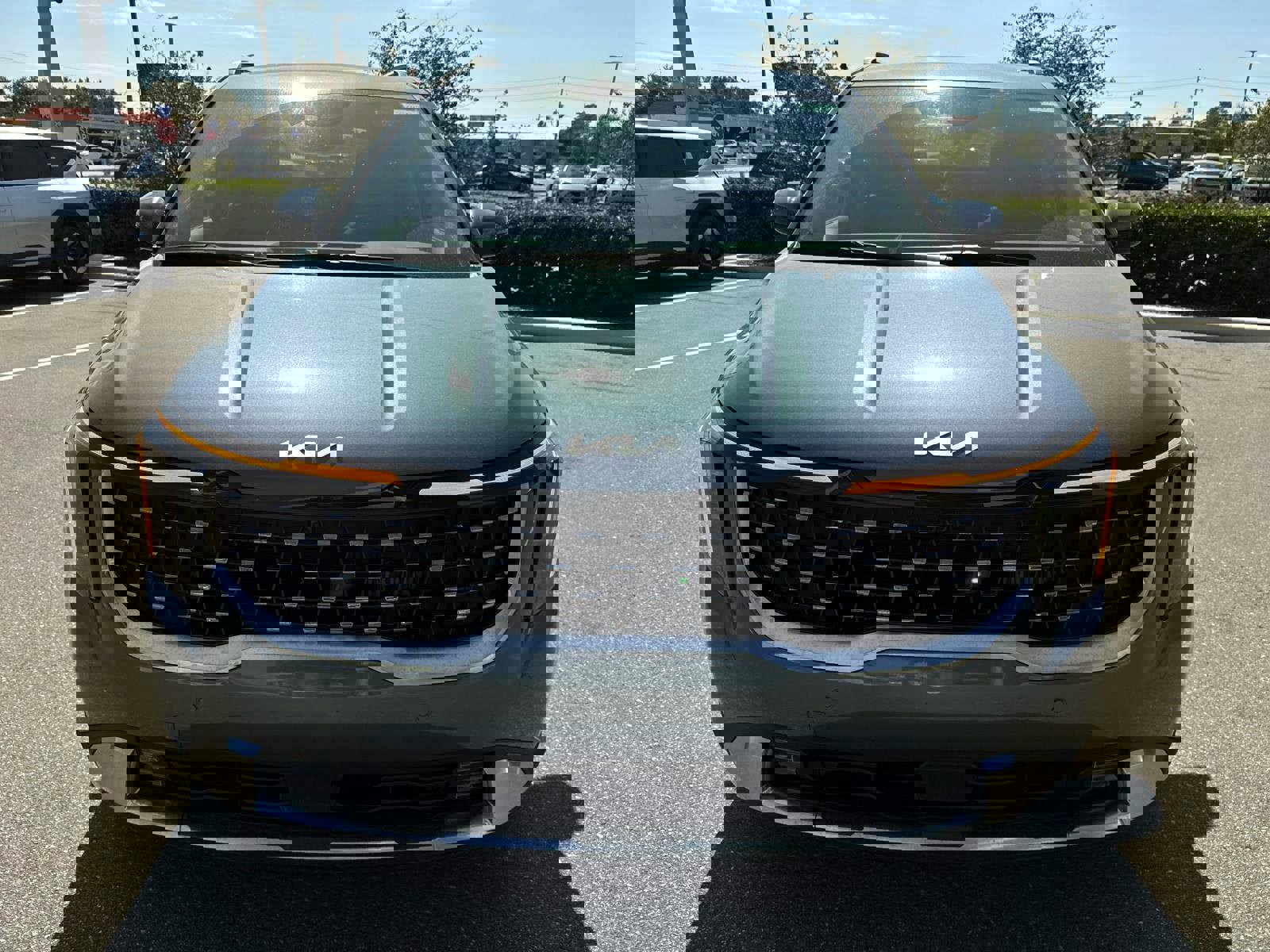 New 2026 Kia Carnival SX image 2