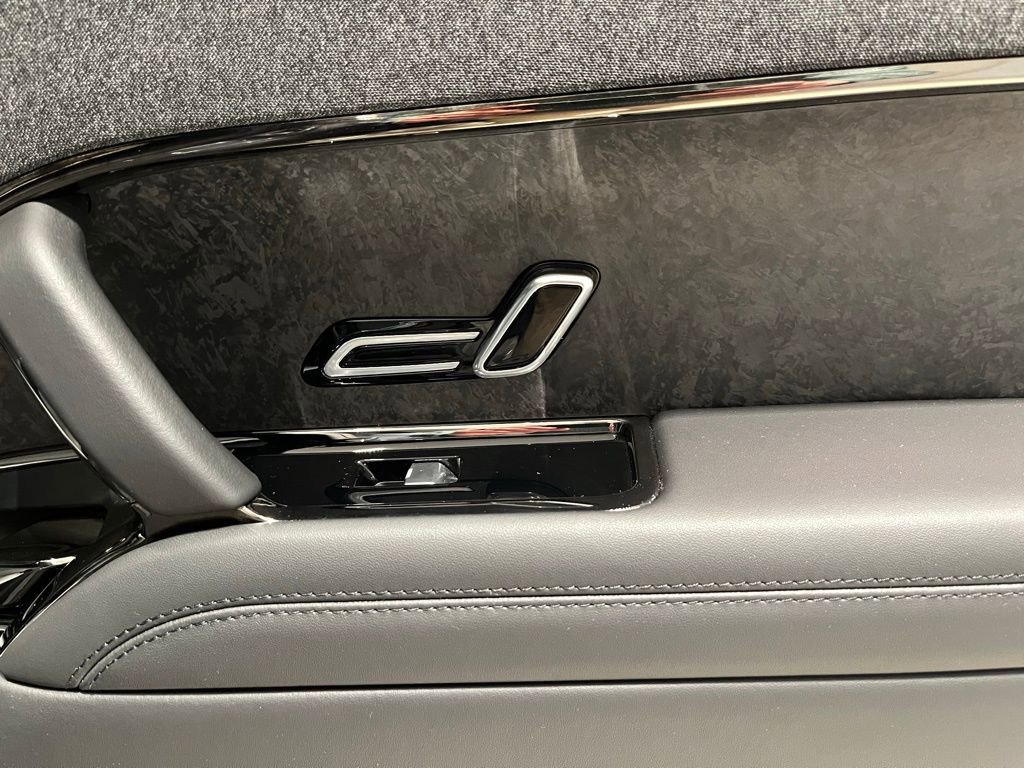 Used 2023 Land Rover Range Rover Sport First Edition image 38