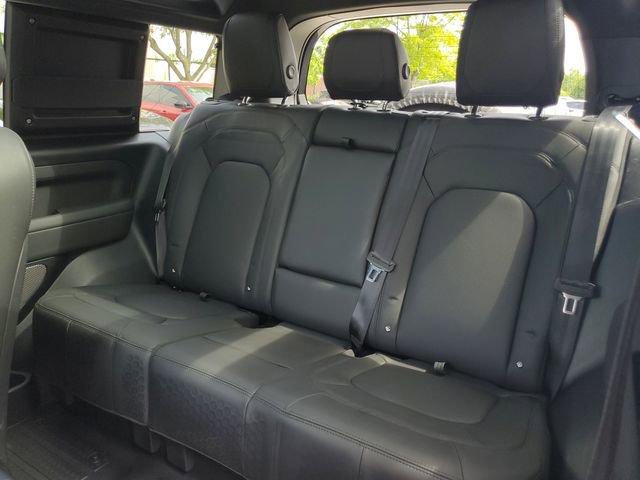 Certified 2024 Land Rover Defender 90 V8 AWD/4WD image 9