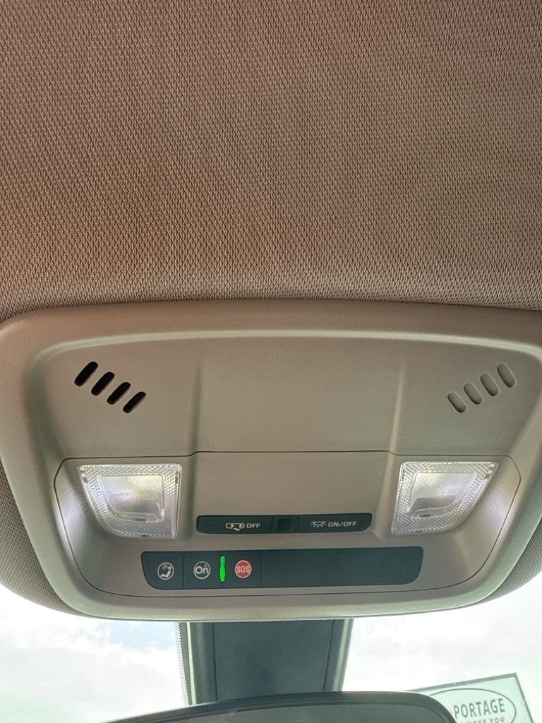 Used 2021 Chevrolet Malibu LT image 7