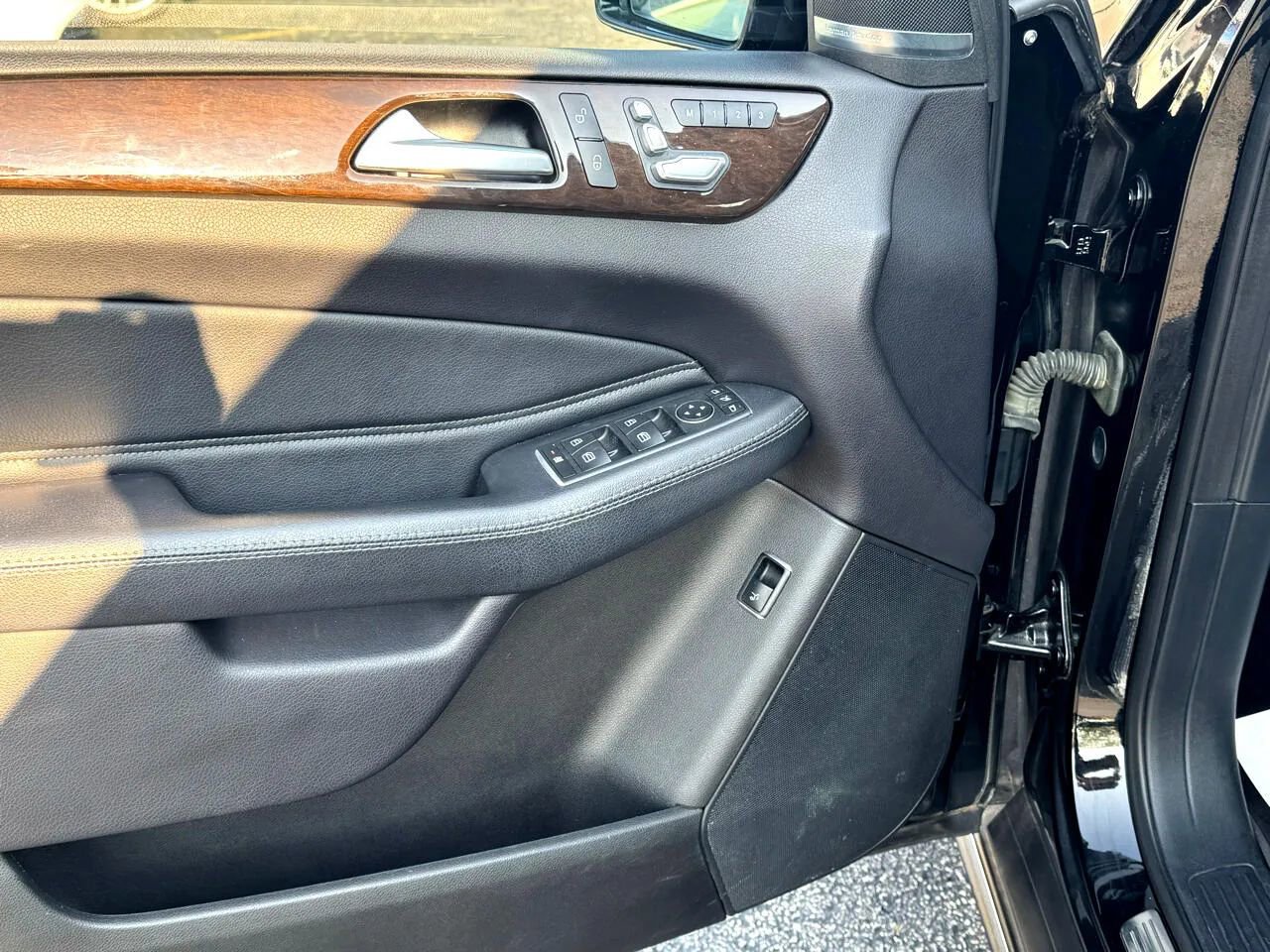 Used 2017 Mercedes-Benz GLE 350 image 17