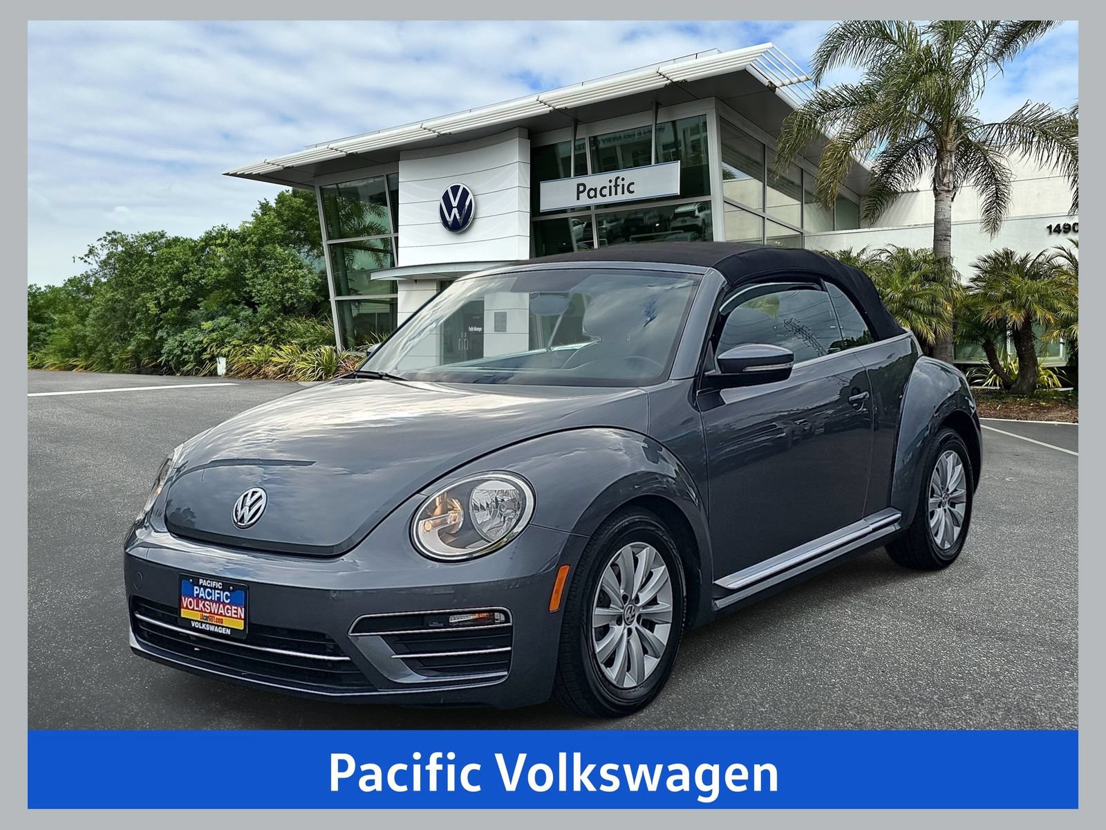 Used 2018 Volkswagen Beetle 2.0T S FWD image 1