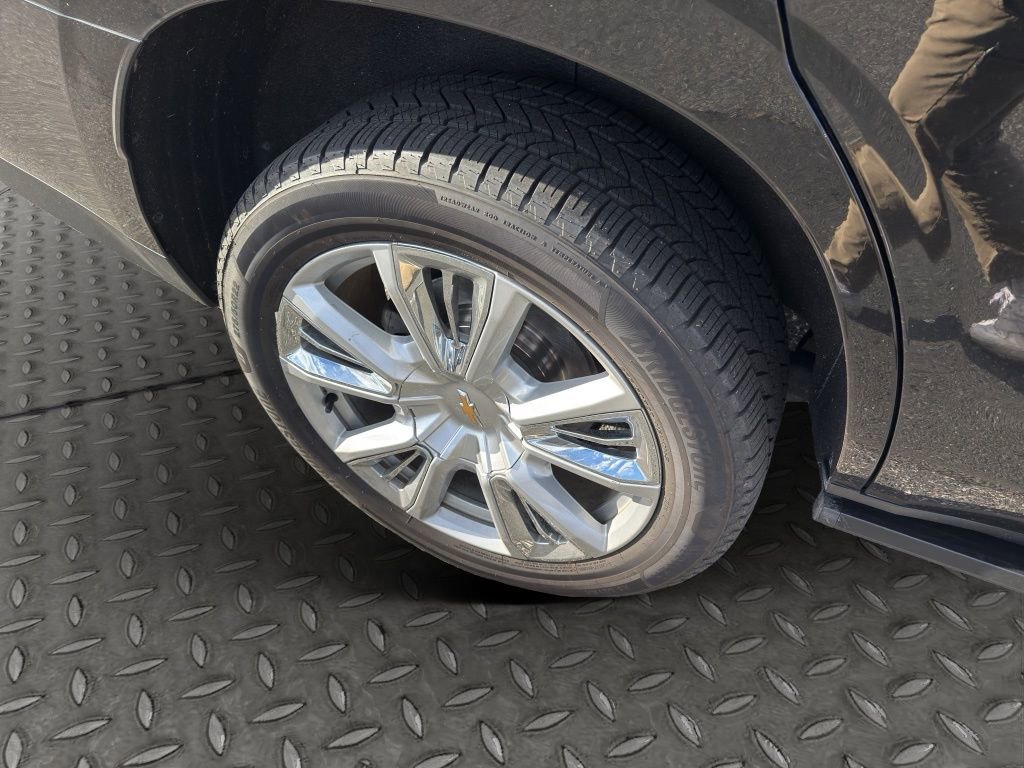 Used 2021 Chevrolet Tahoe High Country w/ Premium Package image 24