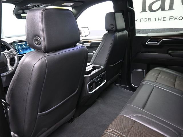 Used 2024 Chevrolet Silverado 1500 High Country w/ Midnight Edition image 23