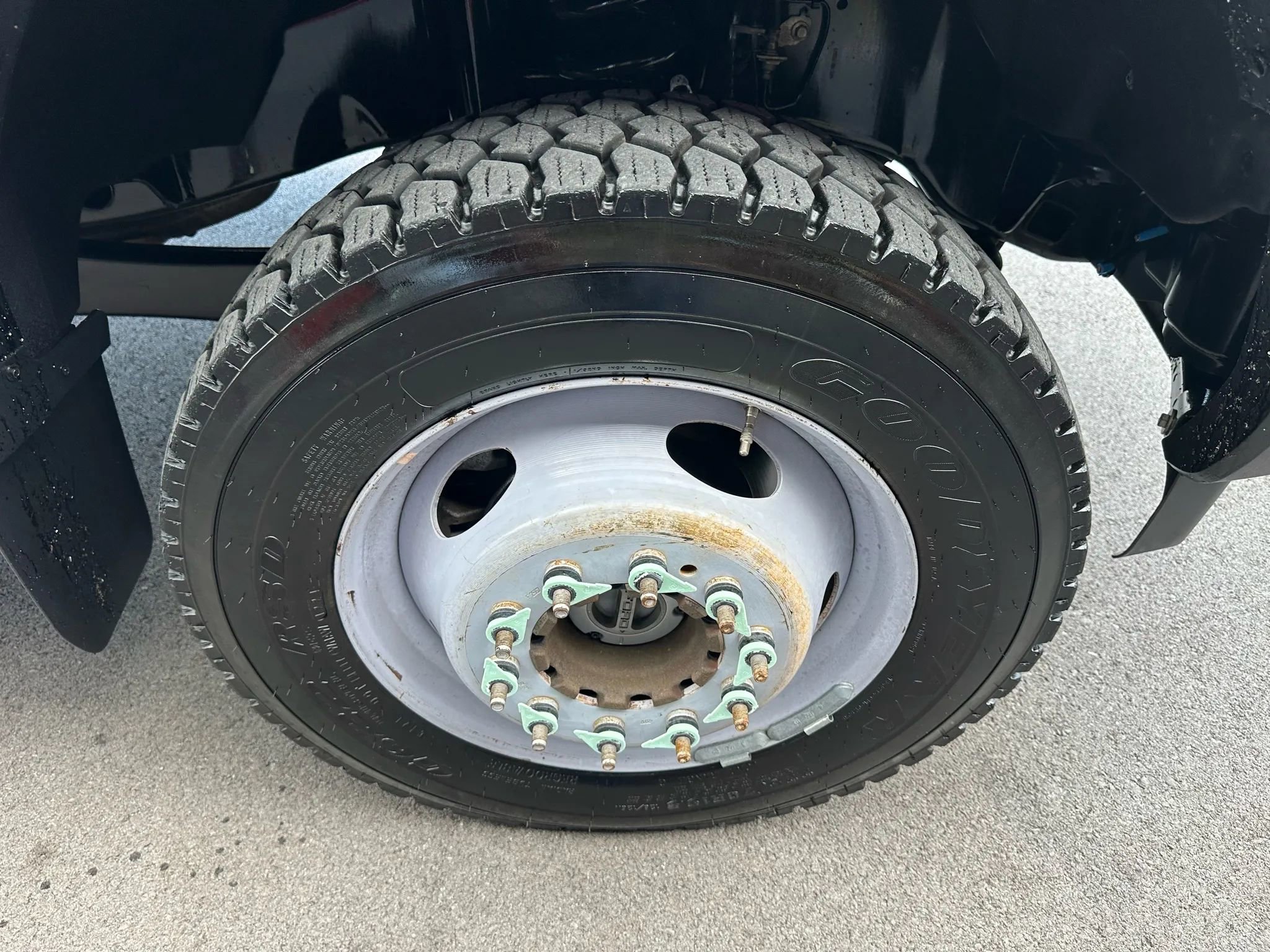 Used 2017 Ford F550 XL 179  W.B. 4D image 26