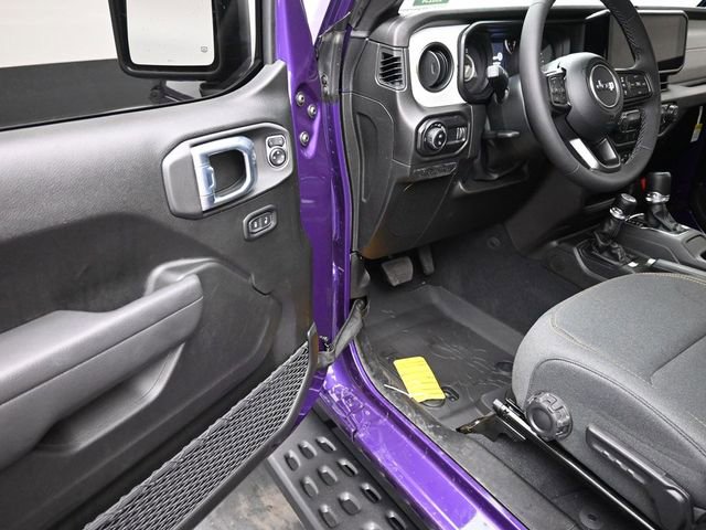 New 2026 Jeep Gladiator Sport image 14