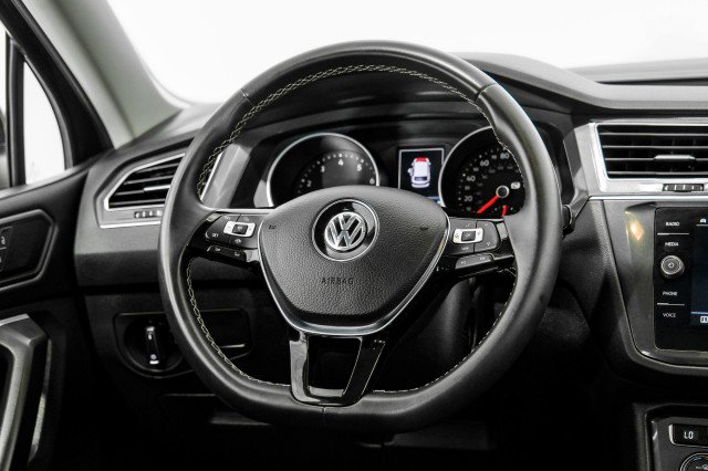 Used 2021 Volkswagen Tiguan SE R-Line AWD/4WD image 14