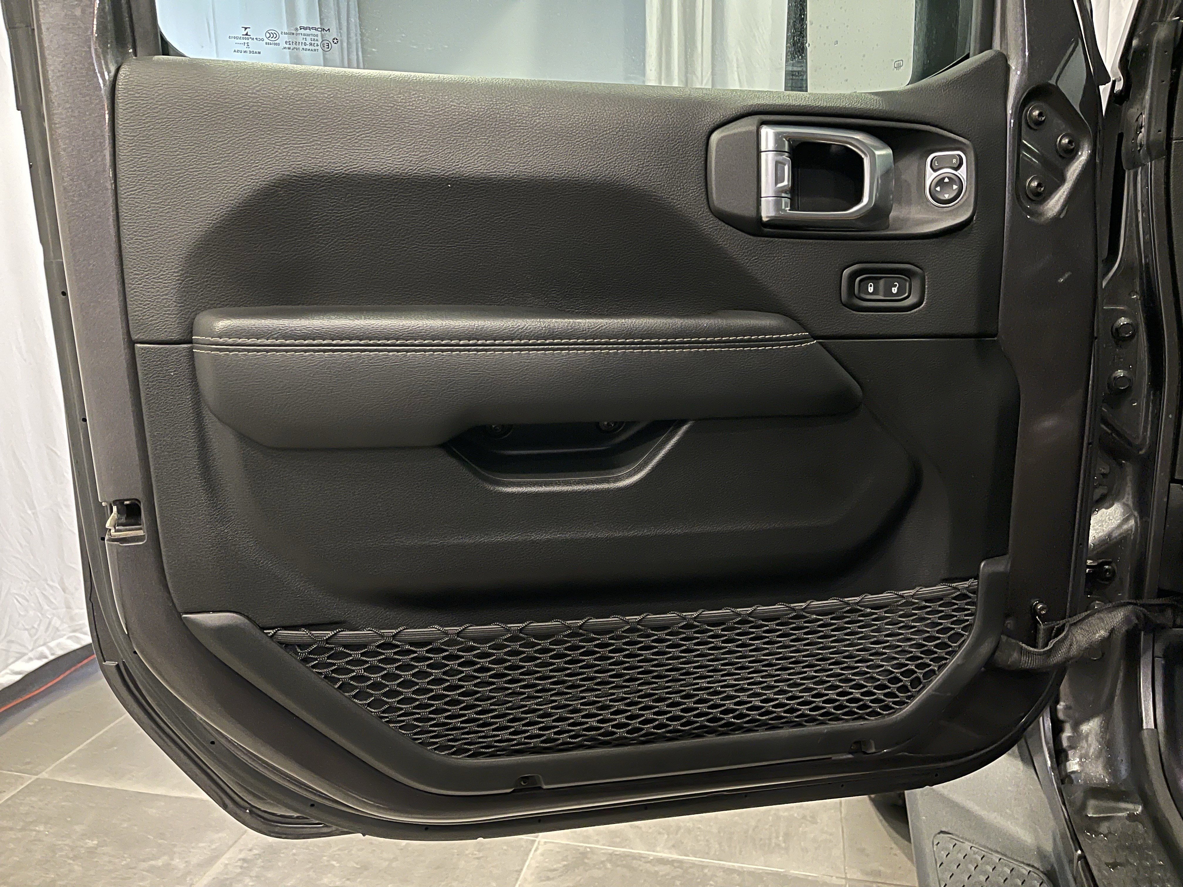 Used 2021 Jeep Gladiator Overland w/ Popular Equipment Package image 12