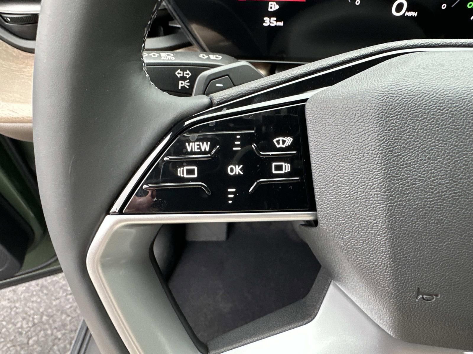 New 2025 Audi Q5 Prestige image 16