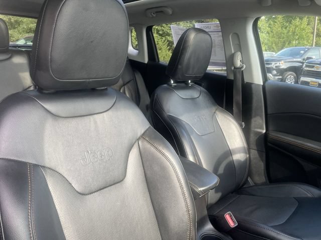 Used 2019 Jeep Compass Limited AWD/4WD image 25