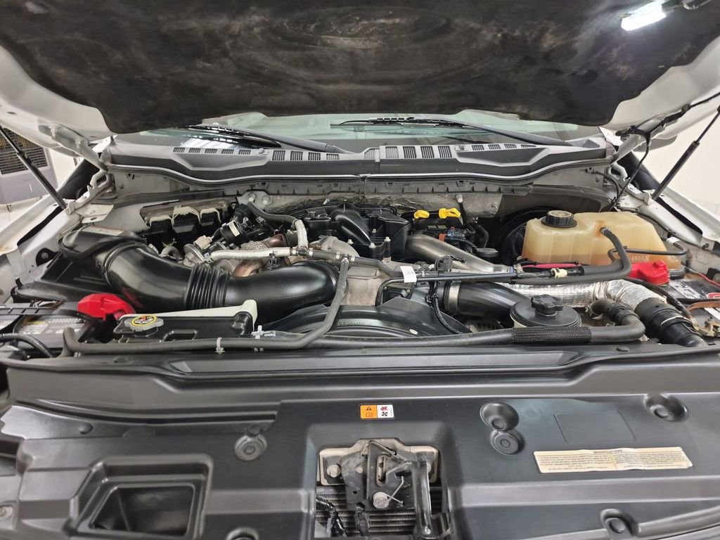 Used 2018 Ford F250 XLT w/ Snow Plow Prep Package image 31