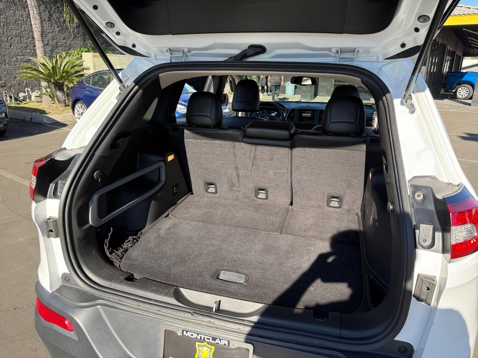 Used 2015 Jeep Cherokee Limited w/ Trailer Tow Group image 20