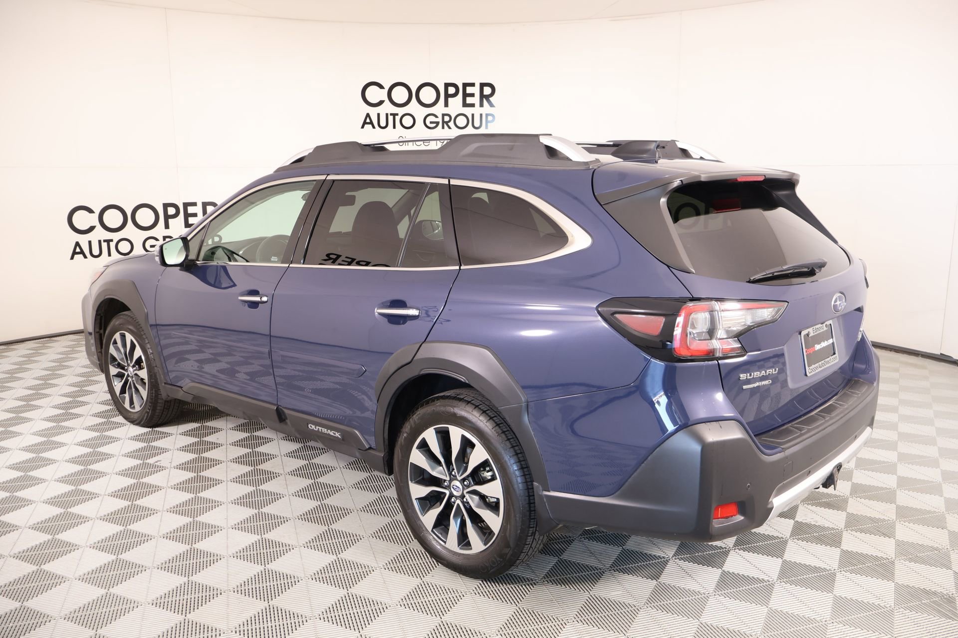 Used 2024 Subaru Outback Touring XT AWD/4WD image 23