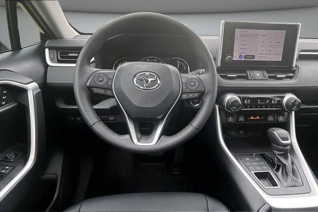Used 2025 Toyota RAV4 XLE Premium w/ Weather Package AWD/4WD image 8