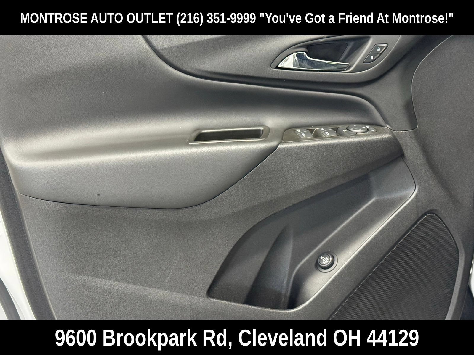 Used 2024 Chevrolet Equinox LT FWD image 11