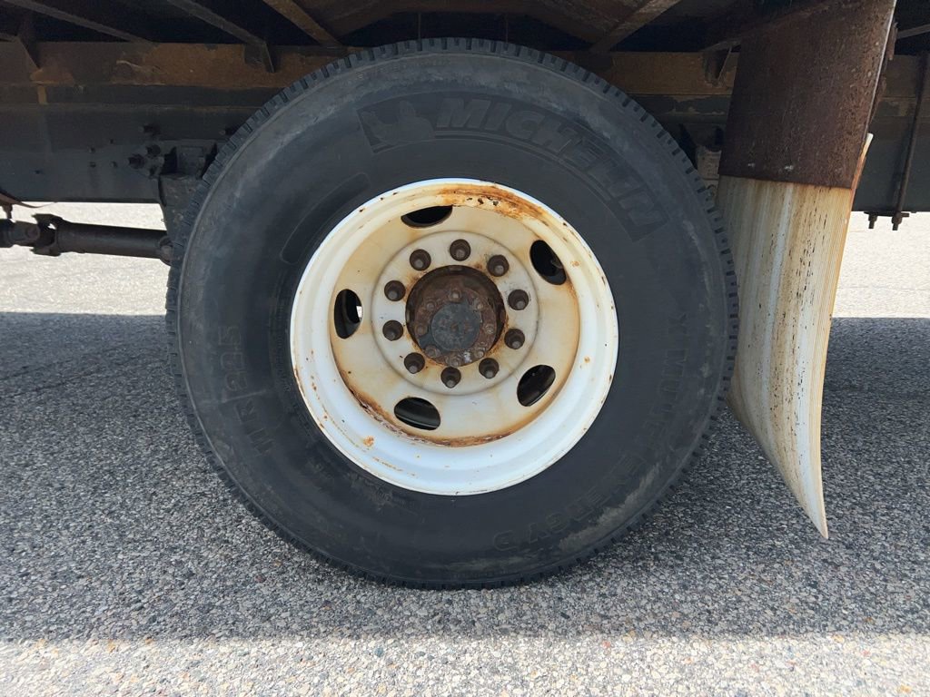 Used 2016 Ford F650 2WD Regular Cab Super Duty image 8