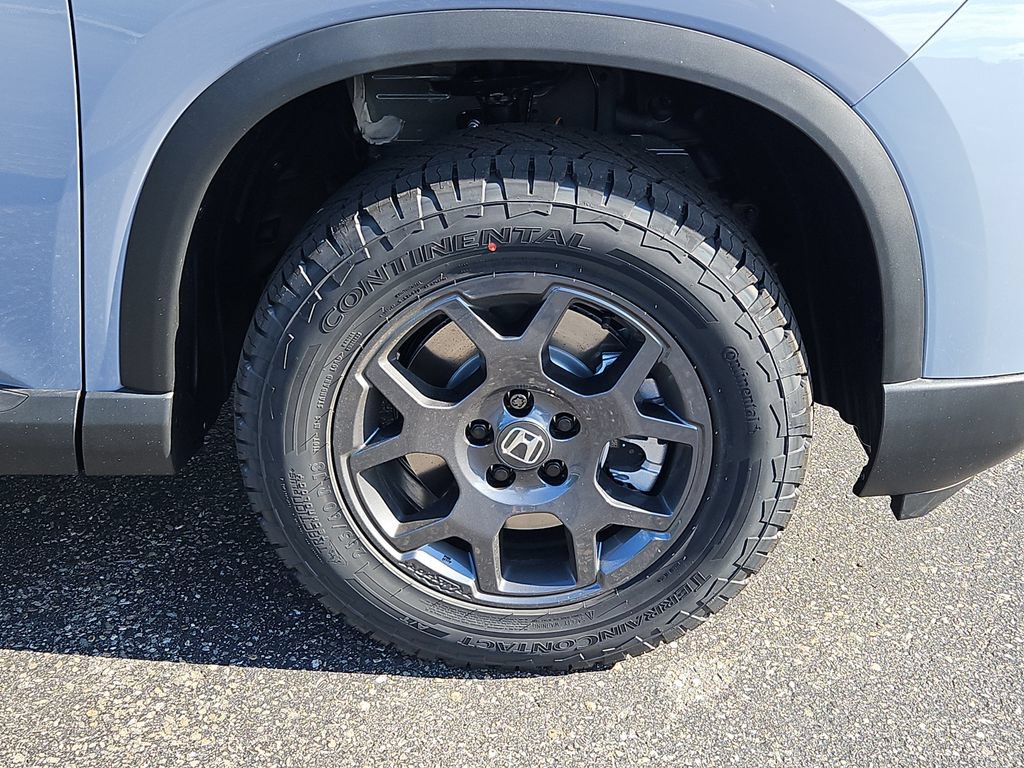 New 2026 Honda Pilot TrailSport image 4