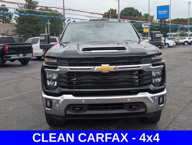 Used 2025 Chevrolet Silverado 2500 LT w/ All Star Edition AWD/4WD image 2