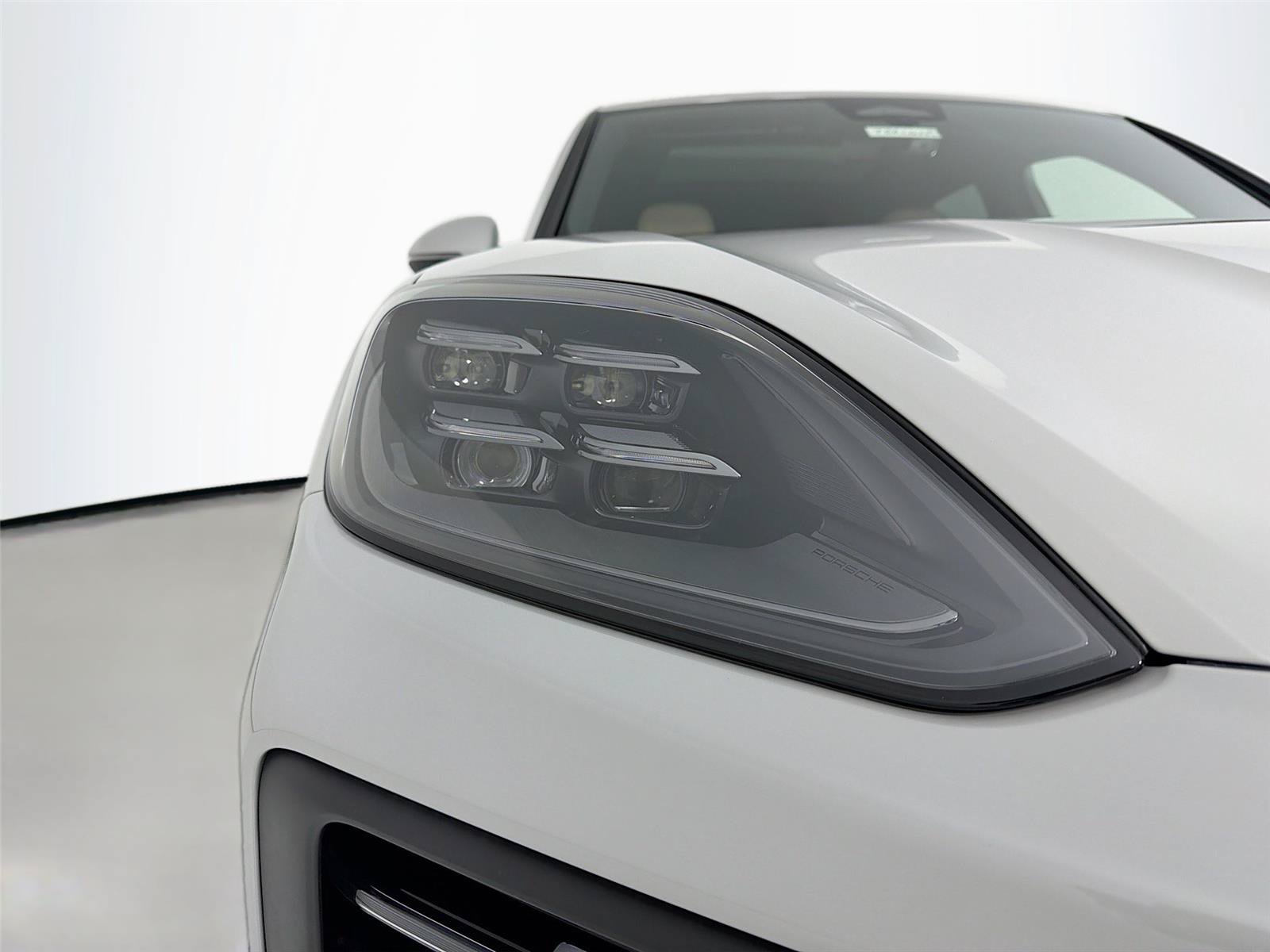 New 2026 Porsche Cayenne S AWD/4WD image 32
