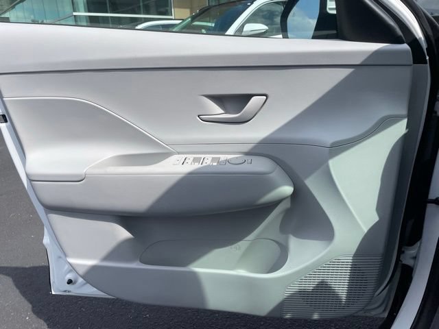 New 2026 Hyundai Kona SE FWD image 10