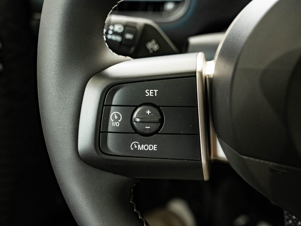 New 2026 MINI Cooper 2-Door Hardtop FWD image 25