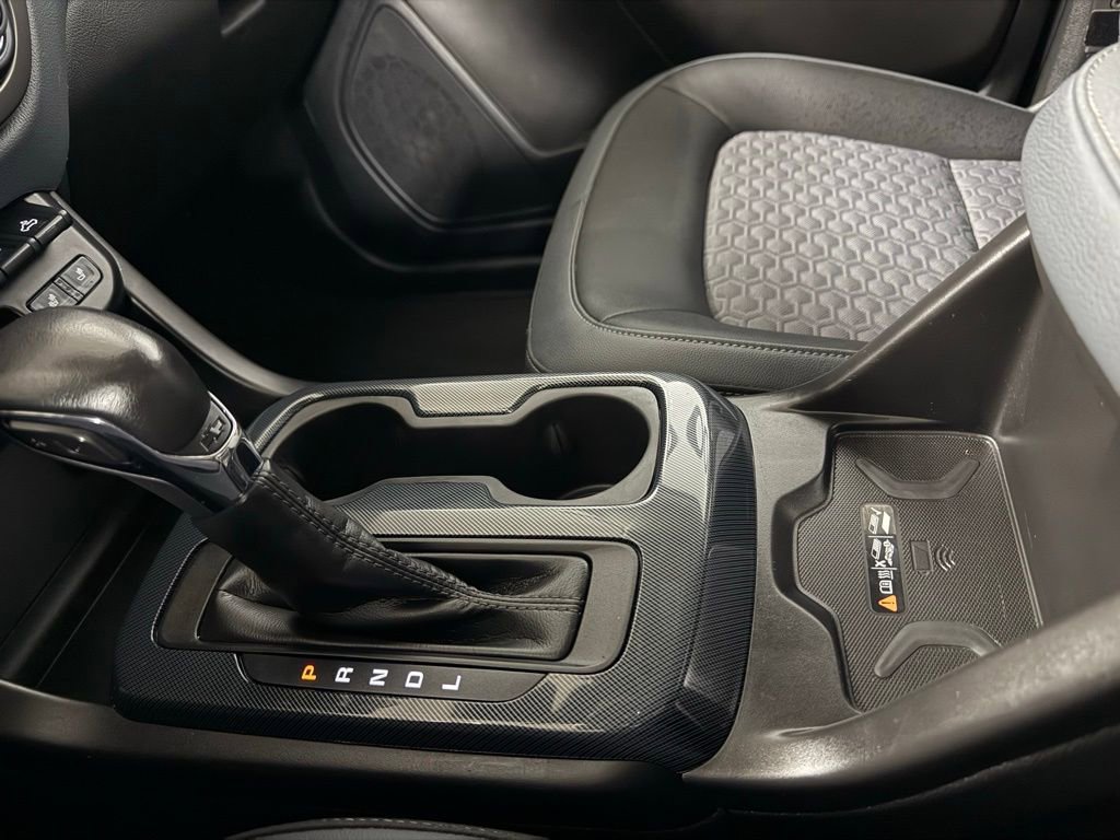 Used 2022 Chevrolet Colorado Z71 w/ Safety Package image 16