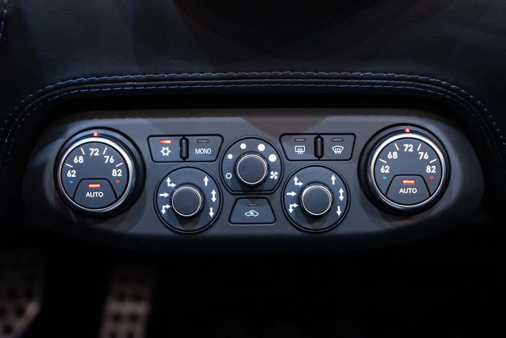 Certified 2014 Ferrari 458 Spider RWD image 35