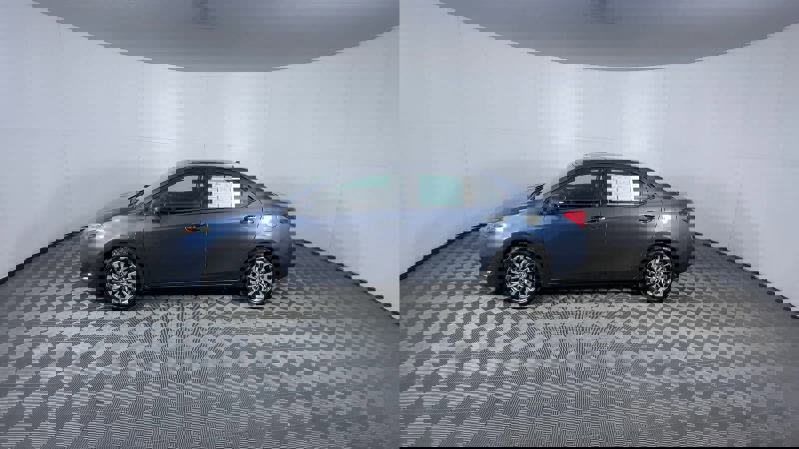 Used 2017 Toyota Corolla XLE image 4