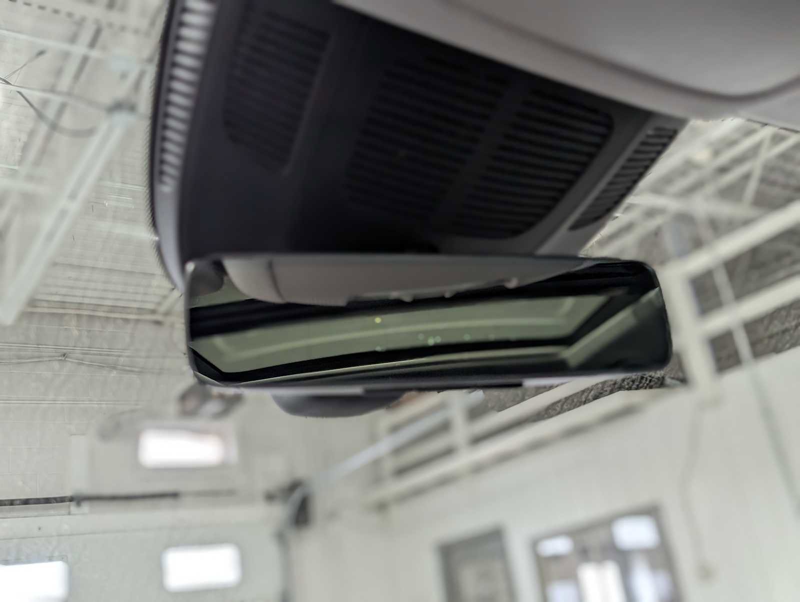 New 2026 Mercedes-Benz GLS 450 4MATIC image 32