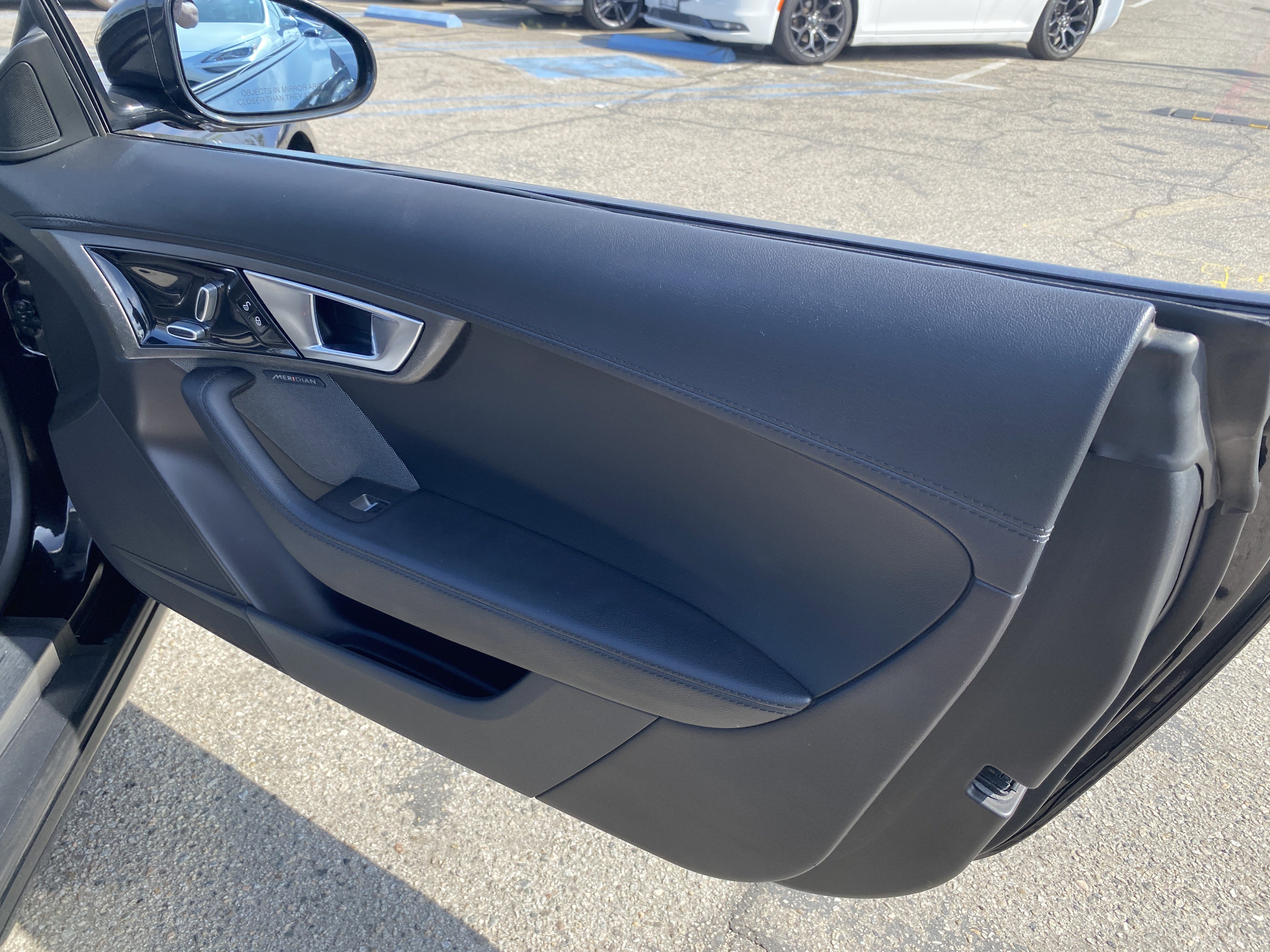 Used 2014 Jaguar F-TYPE S image 17