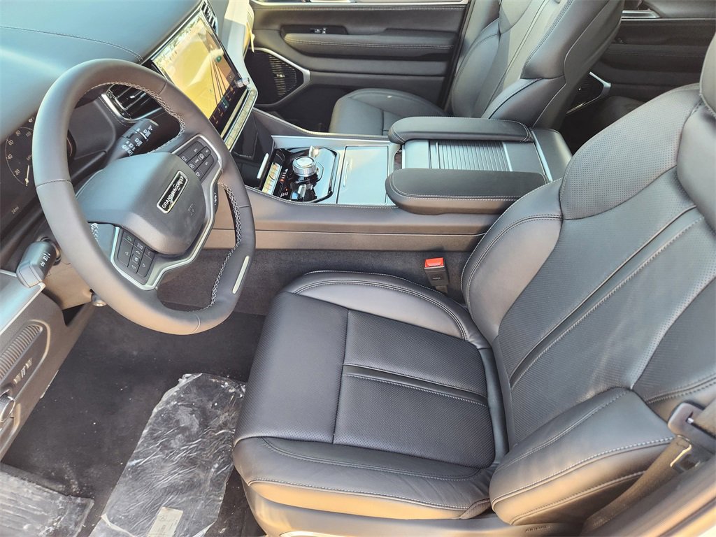 New 2026 Jeep Grand Wagoneer L Limited image 9