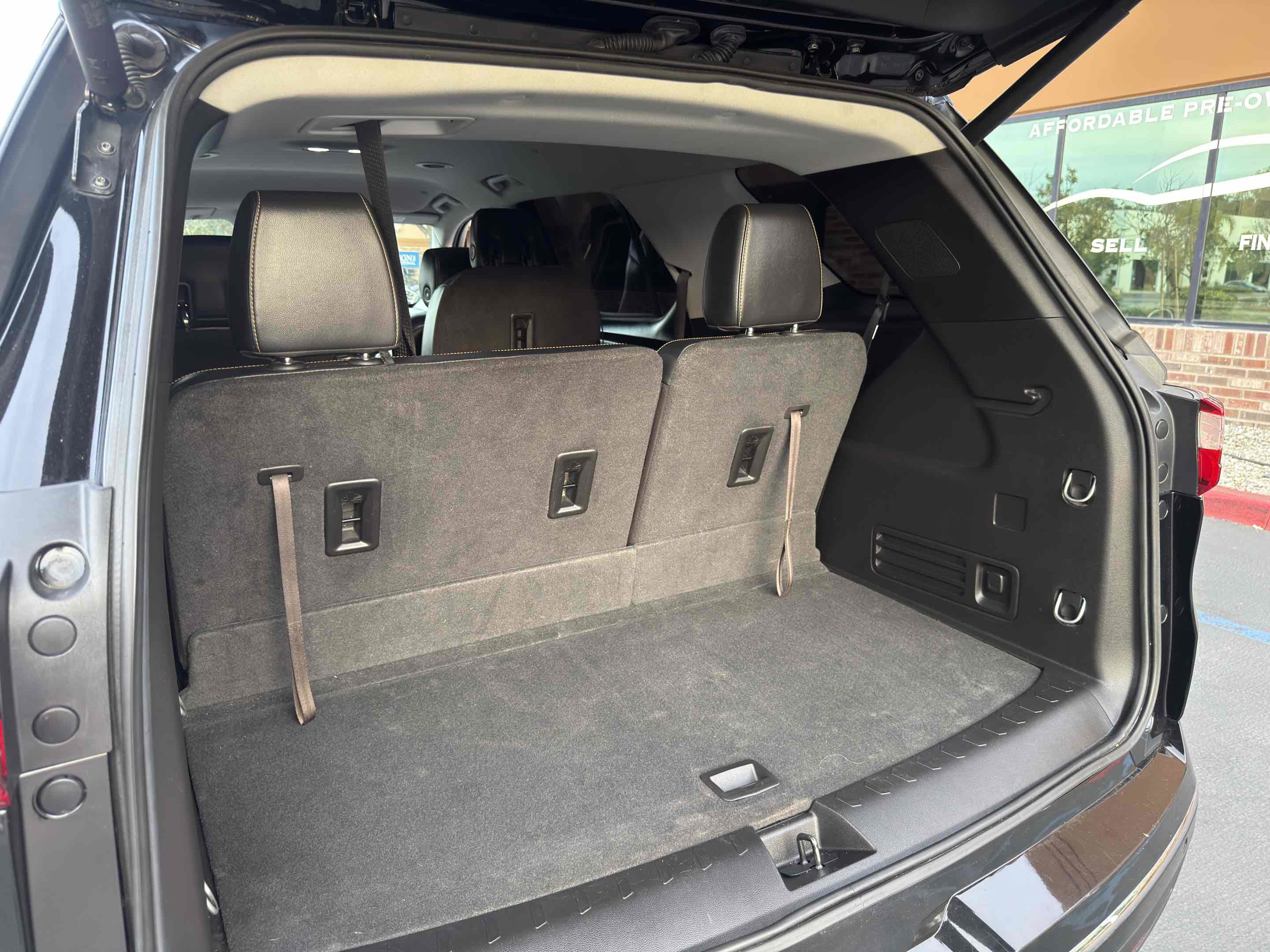 Used 2018 Chevrolet Traverse Premier w/ LPO, Black Accent Package image 65