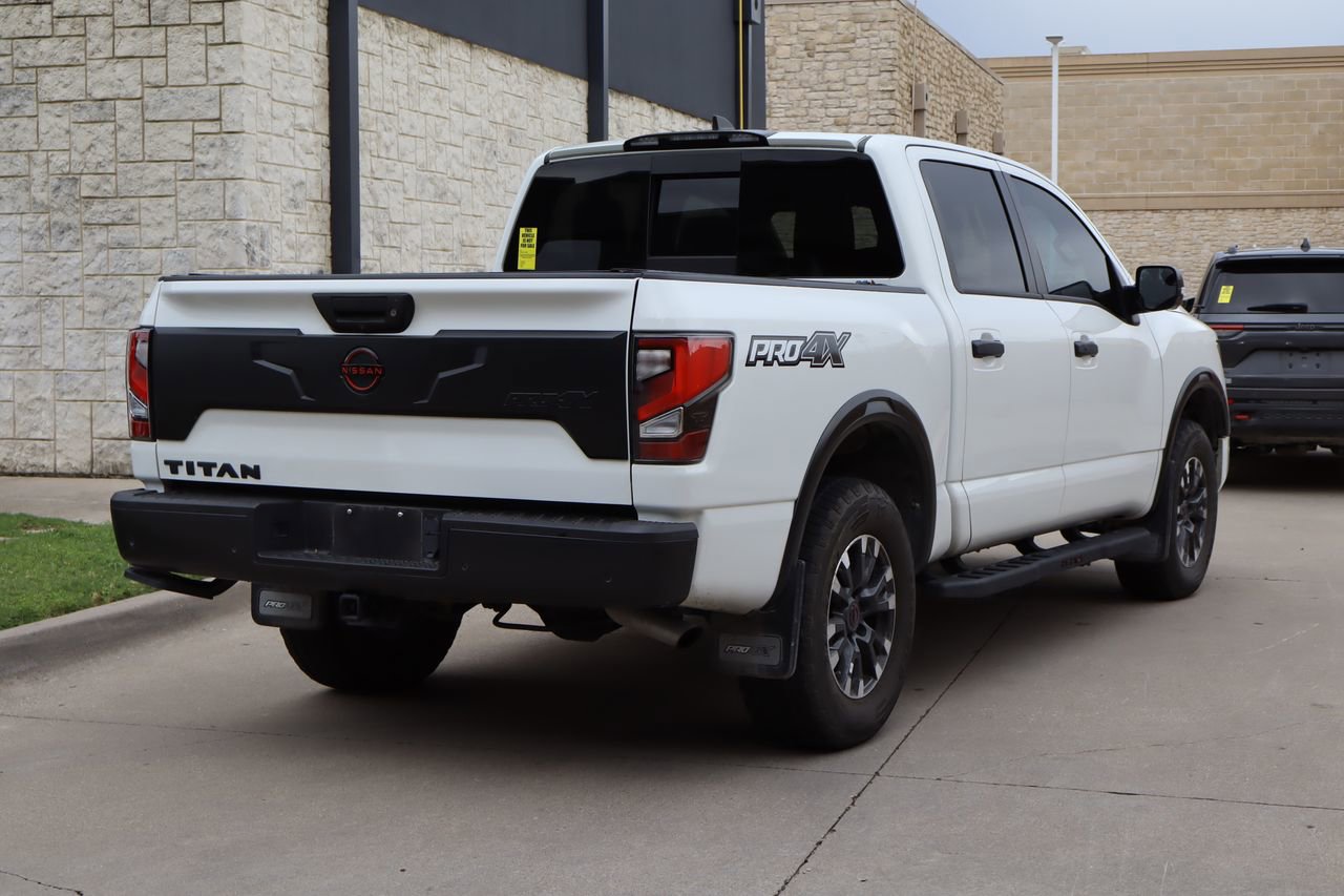 Used 2024 Nissan Titan PRO-4X w/ Pro-4x Convenience Package image 3