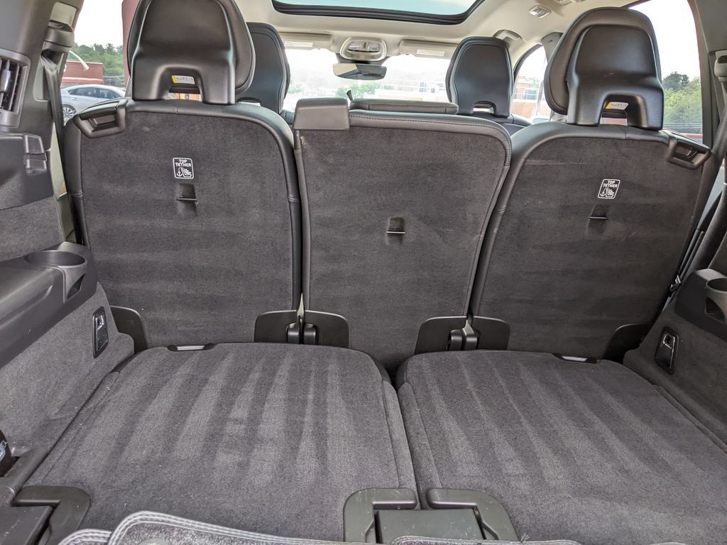 Certified 2024 Volvo XC90 B5 Plus w/ Protection Package Premier AWD/4WD image 27