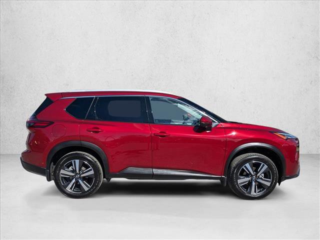 Used 2025 Nissan Rogue SL video 4