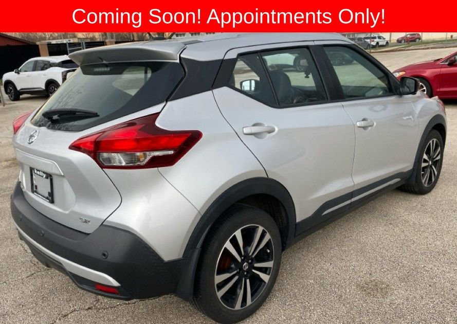Used 2020 Nissan Kicks SR w/ SR Premium Package image 2