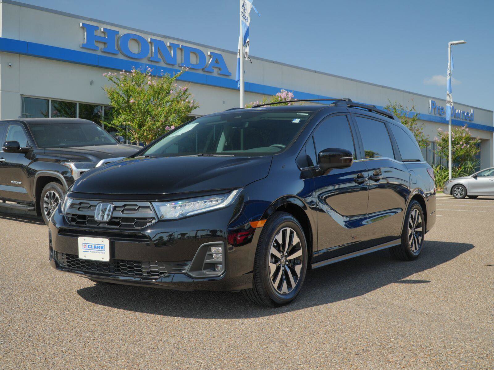 Used 2026 Honda Odyssey EX-L image 1