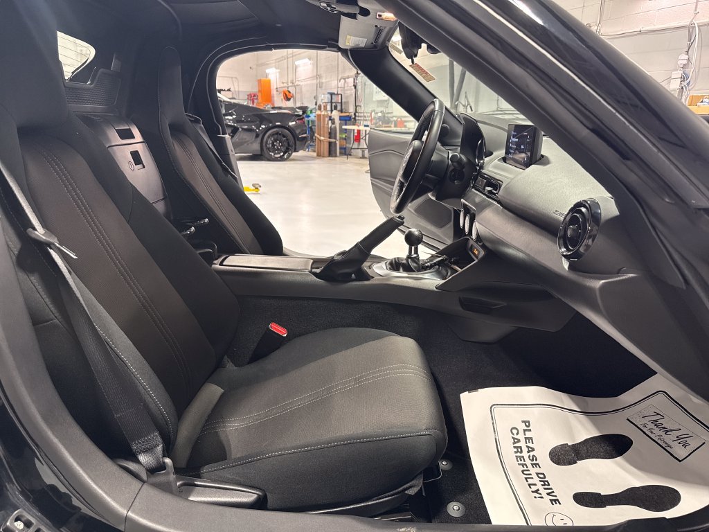 Used 2024 MAZDA MX-5 Miata Sport RWD image 31