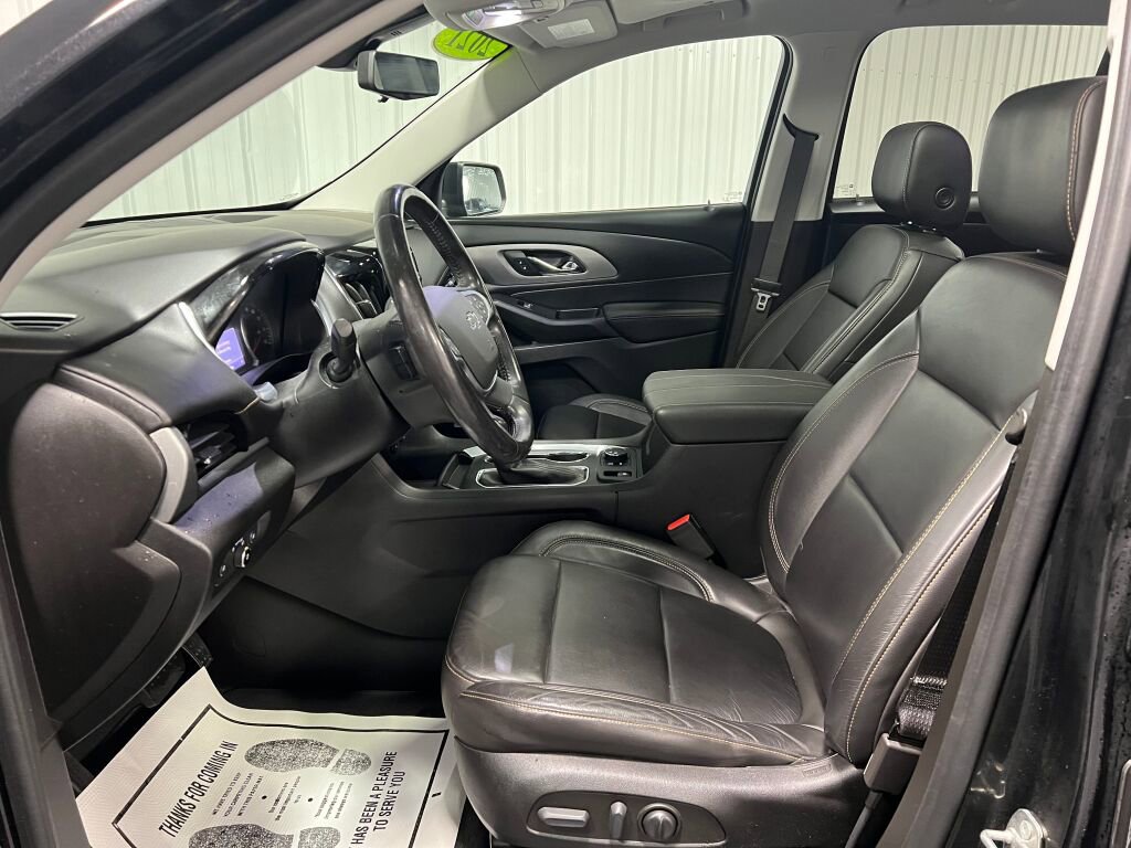 Used 2021 Chevrolet Traverse RS image 5