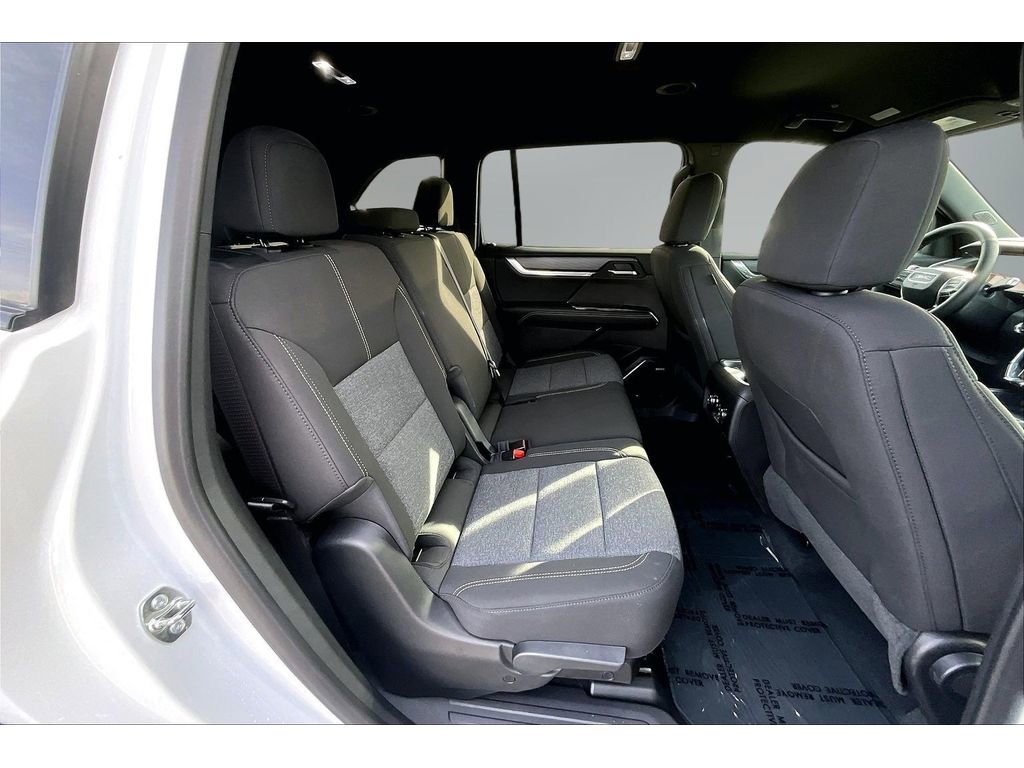 New 2025 GMC Acadia Elevation w/ Black Edition AWD/4WD image 10