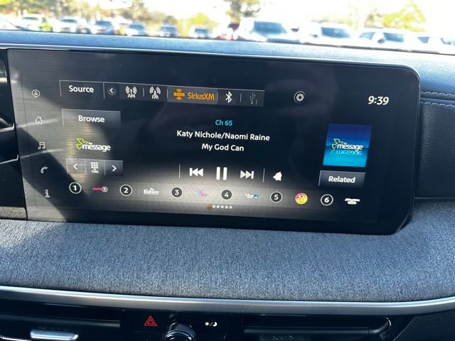 Used 2025 Nissan Kicks SV FWD image 24