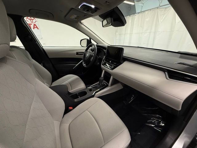 Certified 2023 Toyota Corolla Cross L AWD/4WD image 9