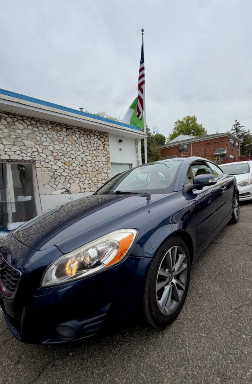 Used 2012 Volvo C70 T5 FWD image 1