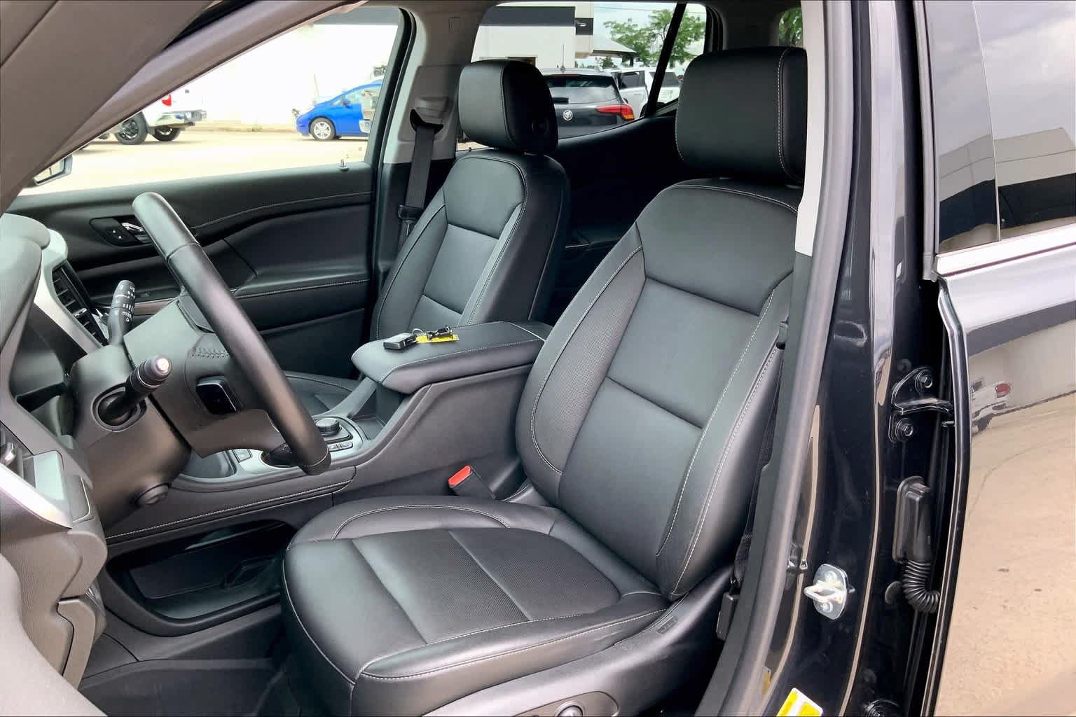 Used 2020 GMC Acadia SLT w/ Premium Package FWD image 8