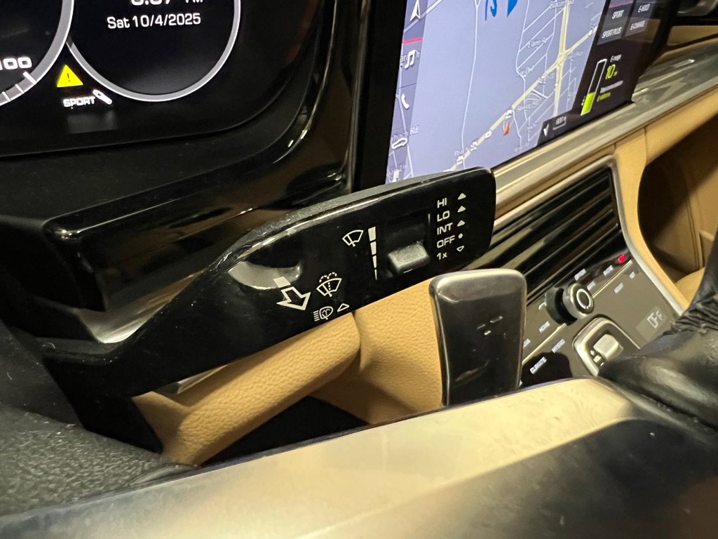 Used 2018 Porsche Panamera 4 w/ Premium Package Plus image 21