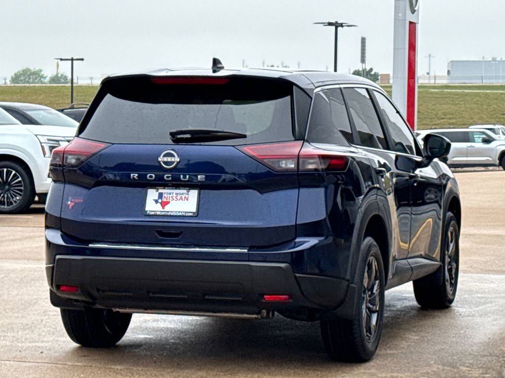 New 2026 Nissan Rogue SV FWD image 9